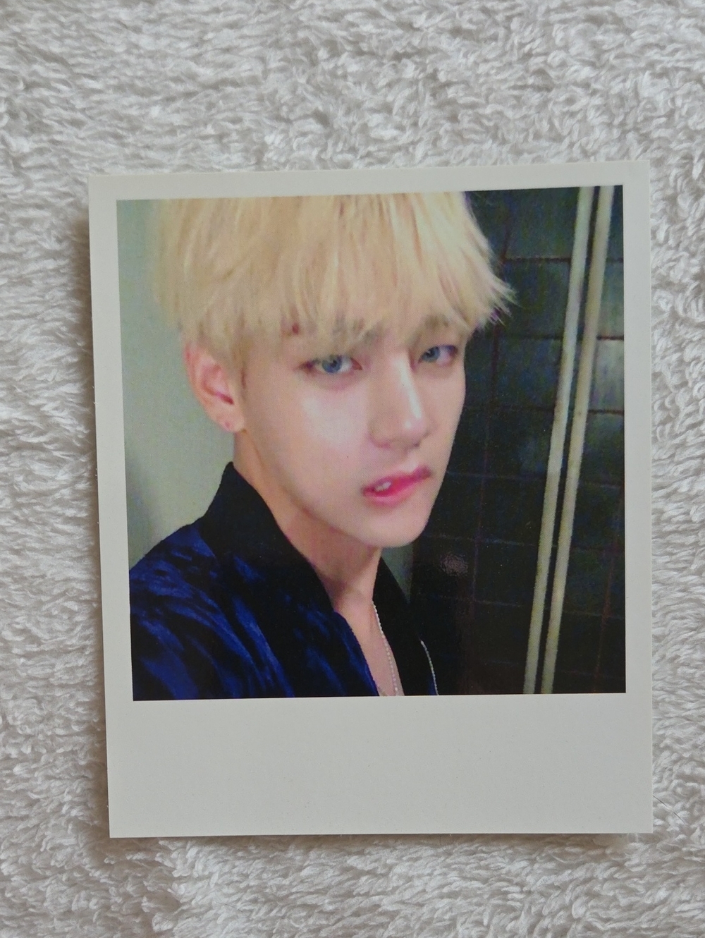 V Wings Photocard